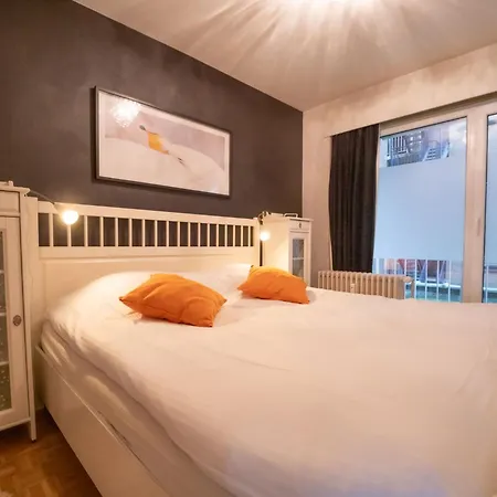 Appartement Golfslag With Sea View By Interhome