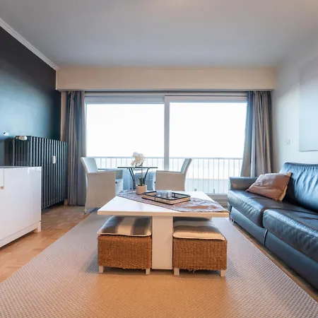Golfslag With Sea View By Interhome