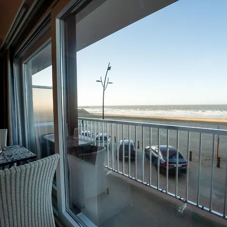 Golfslag With Sea View By Interhome Appartement *
